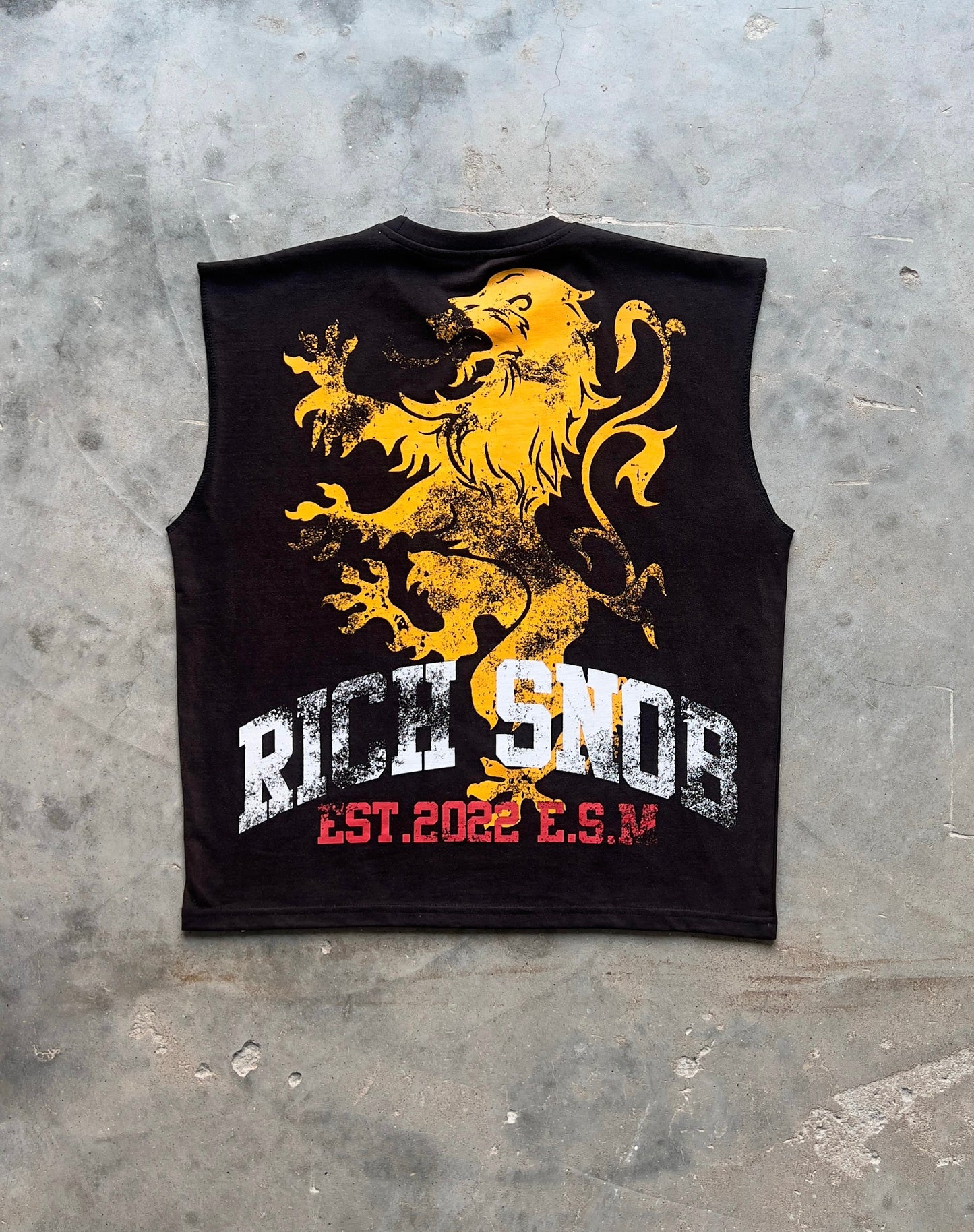 RICH HERITAGE SLEEVELESS TEE